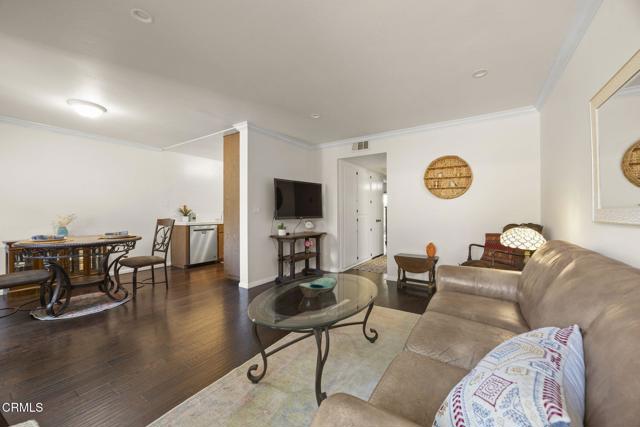 644 Thoreau Lane, Ventura CA: https://media.crmls.org/mediaz/49e921f9-6966-46a0-a717-fda1bd2db084.jpg