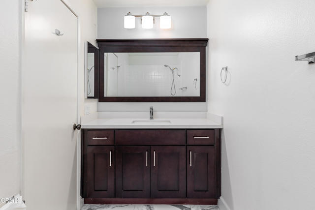 Detail Gallery Image 18 of 32 For 4041 via Marisol #210,  Los Angeles,  CA 90042 - 2 Beds | 2 Baths