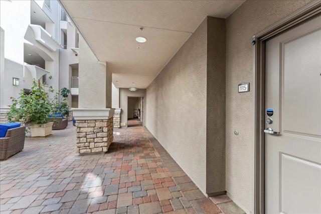912 Campisi Way, Campbell CA: https://media.crmls.org/mediaz/49e9721a-ee53-485b-82b5-e681500c22b2.jpg