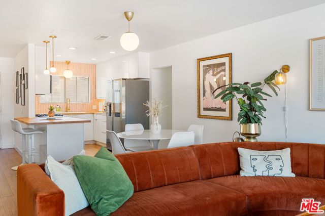 74060 Setting Sun Trail, Palm Desert CA: https://media.crmls.org/mediaz/49e99da3-cb8e-4929-8db4-c5b4a08d0d53.jpg