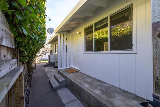 609 Congress Avenue, Pacific Grove CA: https://media.crmls.org/mediaz/49ea087e-8e3d-41cc-a20a-ef432491979d.jpg