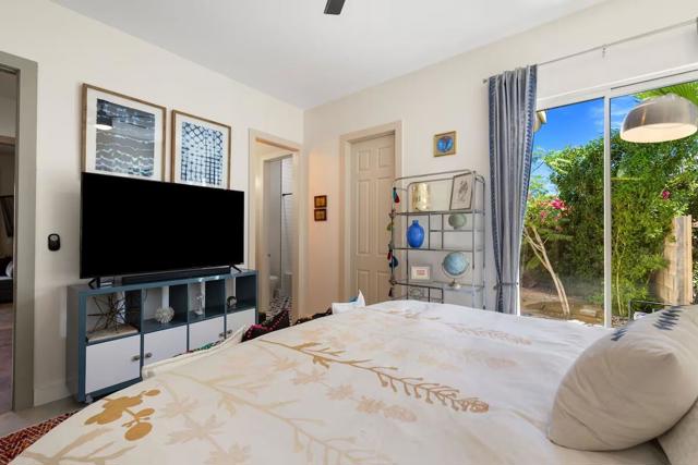 35618 Corte Serena, Cathedral City CA: https://media.crmls.org/mediaz/49ea779a-ed9a-4705-98ce-31c993eb934e.jpg