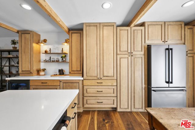 8961 Dicks Street, West Hollywood CA: https://media.crmls.org/mediaz/49eb2a2a-2680-4d42-a9f6-bdd3ab7efedf.jpg