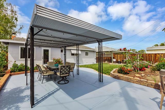 2806 Ruth Court, Santa Clara CA: https://media.crmls.org/mediaz/49eb7d22-5dd3-4eb1-a00c-61219ca233b5.jpg
