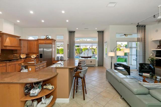 50 Toscana Way E, Rancho Mirage, CA 92270