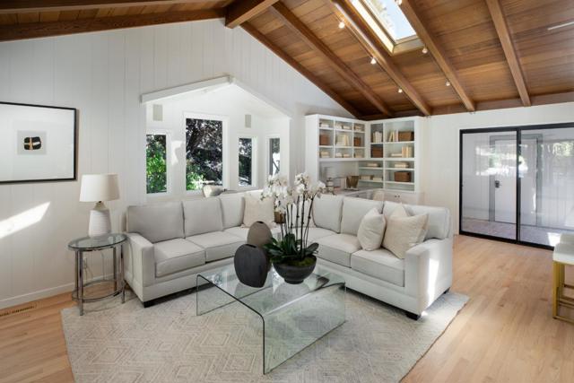 23480 Ravensbury Avenue, Los Altos Hills CA: https://media.crmls.org/mediaz/49ec8dc6-737f-42b6-ba45-d7cc3663f9ac.jpg