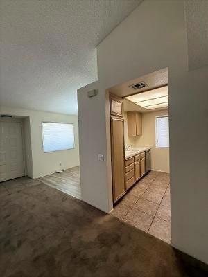 https://media.crmls.org/mediaz/49ec9e97-37e0-47a8-902e-bed67e18bc67.jpg?preset=X-Large