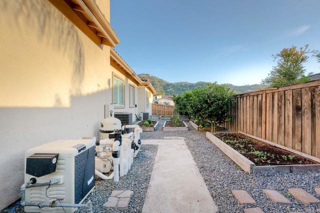 Detail Gallery Image 68 of 109 For 14266 Coeur D Alene Court, Valley Center,  CA 92082 - 4 Beds | 3/1 Baths