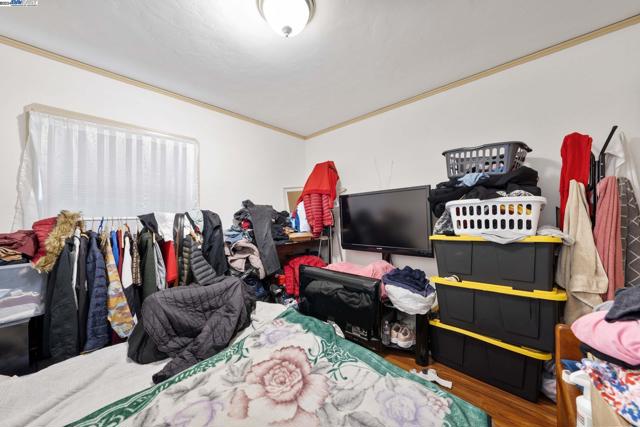 Image 8 of 42 For 883 46th St  