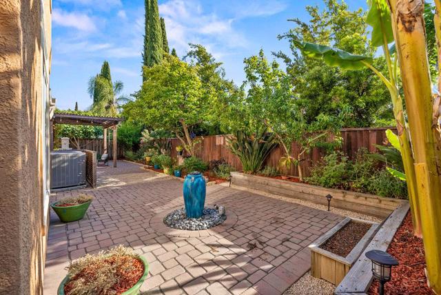 Image 54 of 105 For 3223 Adelanto Lane