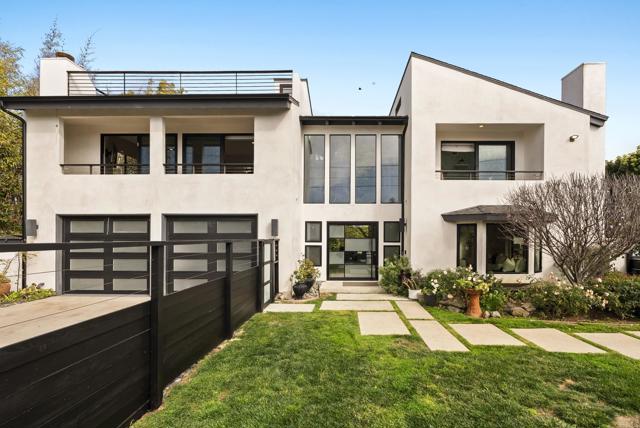 314 S Nardo Ave, Solana Beach CA: https://media.crmls.org/mediaz/49eee421-67a8-4750-a83f-ed02072a9c69.jpg