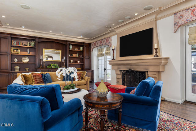 1711 Fairmount Avenue, La Canada Flintridge CA: https://media.crmls.org/mediaz/49ef12e0-a47f-4e99-8727-b7705cb82c10.jpg
