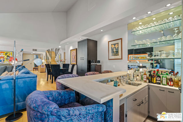 Image 11 of 66 For 2580 La Condesa Drive
