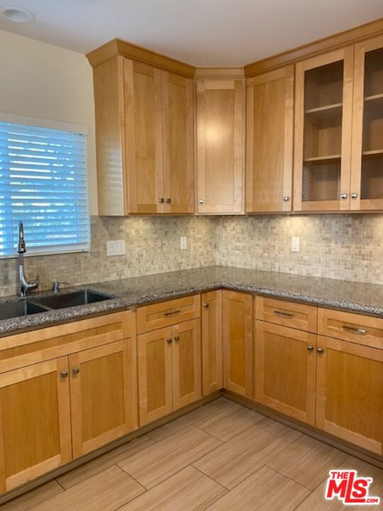 10937 Fairbanks Way, Culver City CA: https://media.crmls.org/mediaz/49f189fc-c123-4988-ab77-82da26114e2f.jpg
