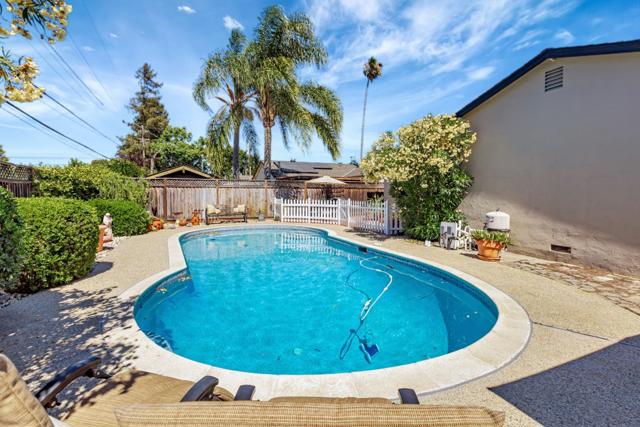 1363 Santa Fe Drive, San Jose CA: https://media.crmls.org/mediaz/49f1927e-cd5f-46ef-9e70-a4c93d7e1383.jpg