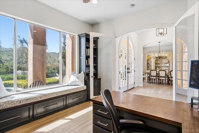 Detail Gallery Image 22 of 66 For 19270 Horizon View Dr., Ramona,  CA 92065 - 4 Beds | 4/2 Baths