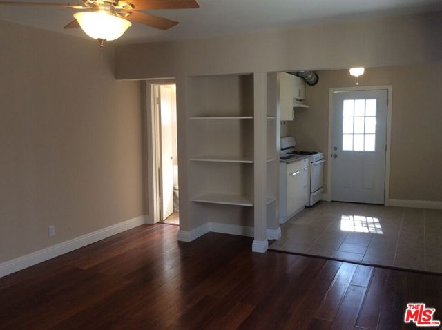 10926 Hortense Street, North Hollywood CA: https://media.crmls.org/mediaz/49f211d9-3434-4982-8f4d-f4868311fedc.jpg