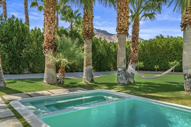 165 S Avenida Elenora, Palm Springs, CA 92262