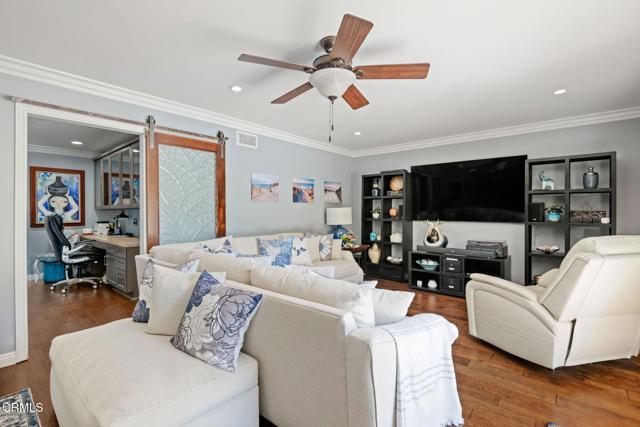 Detail Gallery Image 6 of 59 For 246 Crestwood Ave, Ventura,  CA 93003 - 4 Beds | 2/1 Baths