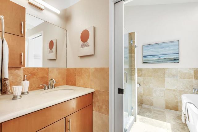 105 Strathmore Place, Los Gatos CA: https://media.crmls.org/mediaz/49f44dbd-4632-4ecd-9831-1e66b6871ca8.jpg