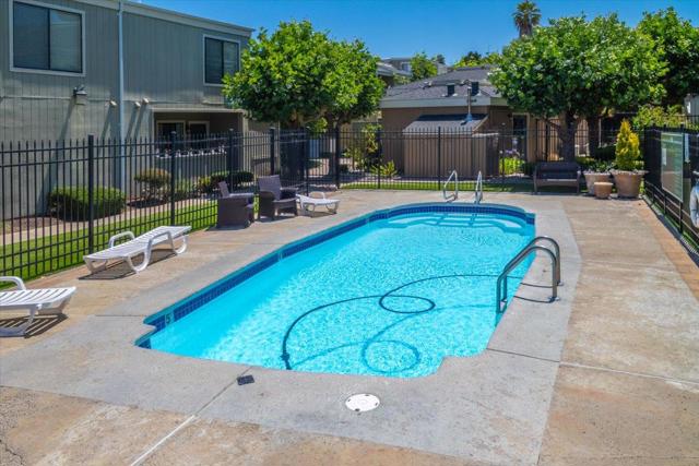 820 Casanova Avenue, Monterey CA: https://media.crmls.org/mediaz/49f4b993-74c3-4f48-a7be-2ed13d2445d6.jpg