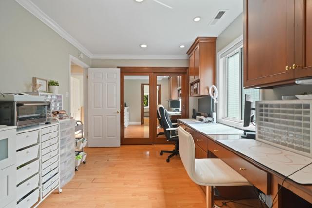 3172 Morris Drive, Palo Alto CA: https://media.crmls.org/mediaz/49f4d05c-c86e-4e3a-b22e-391719218556.jpg