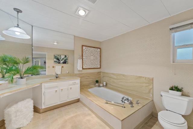 444 Whispering Pines, Scotts Valley CA: https://media.crmls.org/mediaz/49f51f37-6dfc-4258-b2fc-f2f1f26d29c5.jpg