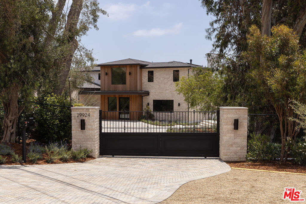 MLS #25620923 image #29