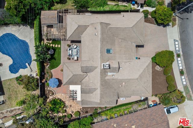 5441 Toltec Drive, Santa Barbara CA: https://media.crmls.org/mediaz/49f74604-562c-41ef-a52f-772cad2dc4b4.jpg