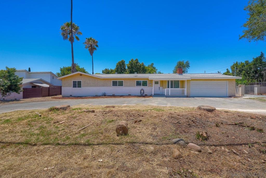 1921 Felicita Road - photo 2