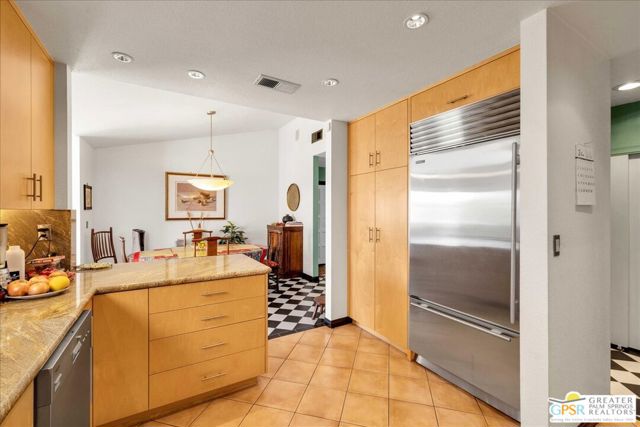 2861 Sundance Circle, Palm Springs CA: https://media.crmls.org/mediaz/49f99663-66e3-4481-afa8-de963950fa04.jpg