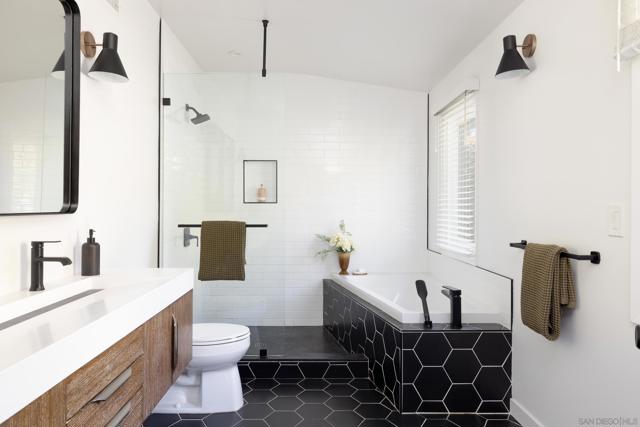 6529 Manana Place, San Diego CA: https://media.crmls.org/mediaz/49f9c64a-fe5c-424c-a132-3398080bf8d3.jpg