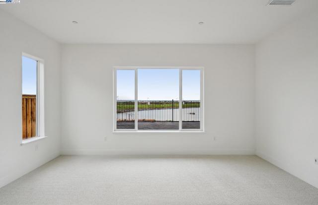 17685 Brightwood Avenue, Lathrop CA: https://media.crmls.org/mediaz/49fb318f-9e64-4cfc-ab89-a680425e243b.jpg