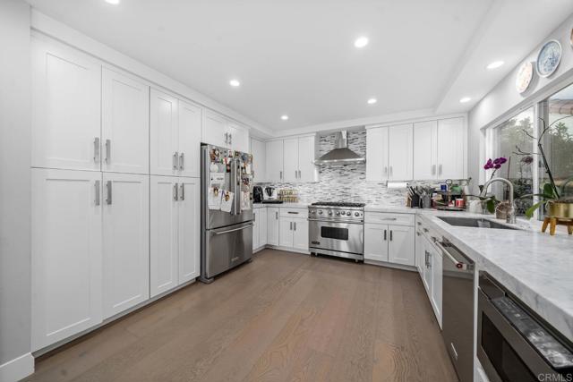Detail Gallery Image 23 of 43 For 14 Buccaneer Way, Coronado,  CA 92118 - 5 Beds | 4/1 Baths