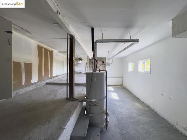 479 Kentucky Ave, Berkeley CA: https://media.crmls.org/mediaz/49fc78ef-5b39-43a5-b42d-50674e582031.jpg