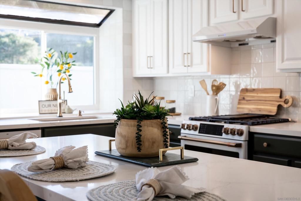 4640 Waverly Rd - photo 13