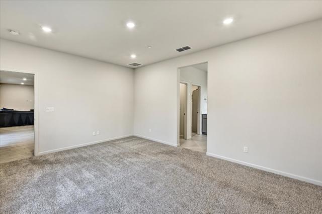 701 Pahl Court, Lincoln CA: https://media.crmls.org/mediaz/49fd0a39-e282-4a29-bcef-5b49db81e9e1.jpg