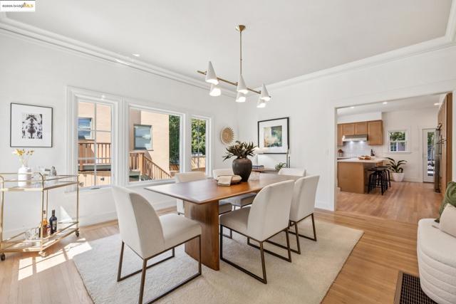 101 Palm Dr, Piedmont CA: https://media.crmls.org/mediaz/49fd69fd-6d27-403f-8d31-b8a0bb61324b.jpg