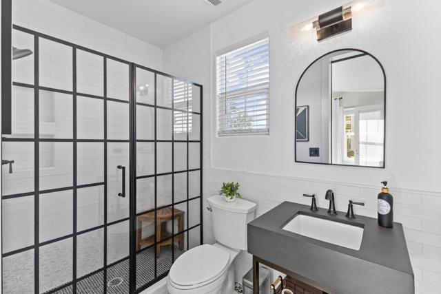 2846 Roundstone Drive, Gilroy CA: https://media.crmls.org/mediaz/49fe5b64-45bb-4754-b59e-3da14cdf8300.jpg