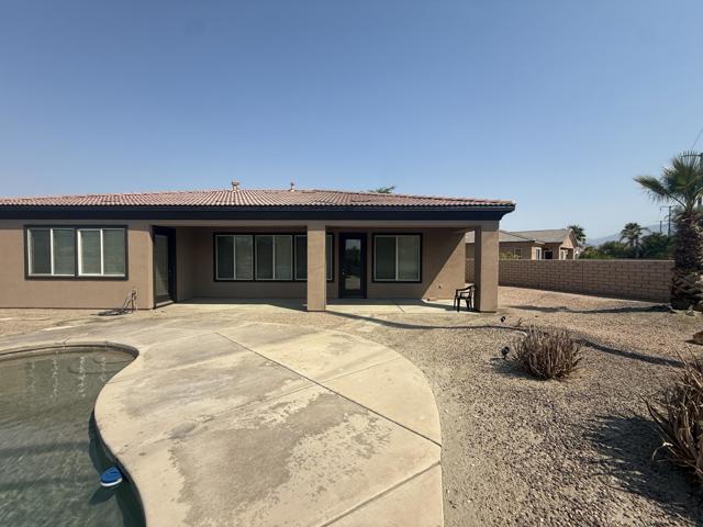 103 Romanza Lane, Palm Desert CA: https://media.crmls.org/mediaz/49fe9f6e-502d-41f0-b8c9-f099efafa2d0.jpg