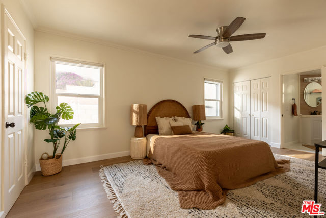 5018 Valleydale Avenue, Los Angeles CA: https://media.crmls.org/mediaz/49fed406-a4e6-4a53-a3ac-545a836c2760.jpg
