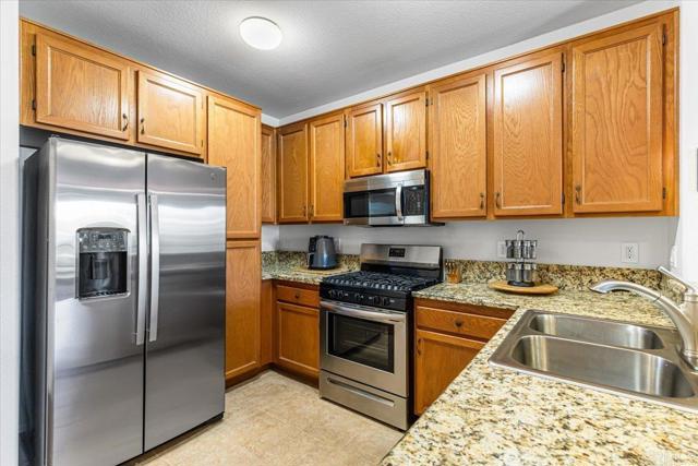 1463 Paseo Aurora, San Diego CA: https://media.crmls.org/mediaz/49ffd341-7cbd-48c9-b6e9-c05d0483688f.jpg