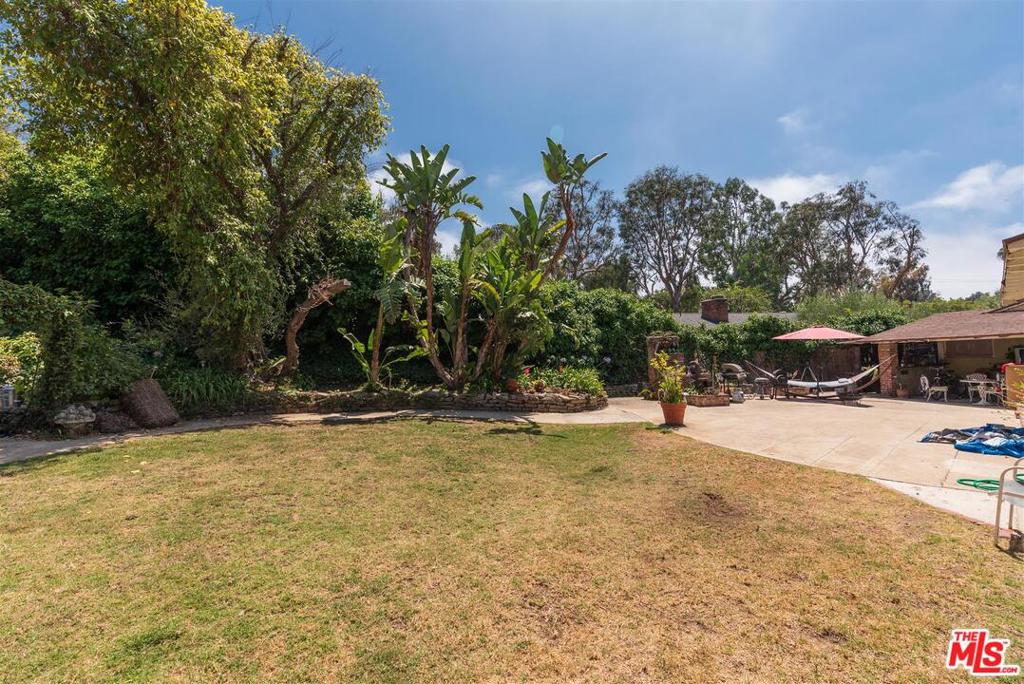 Sold 1706 Mandeville Lane, Los Angeles, CA 90049 4 Beds / 3 Full