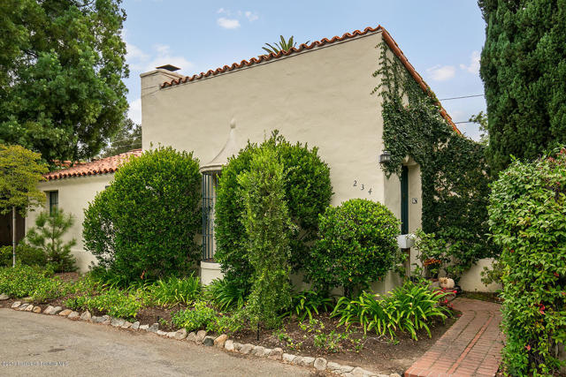 234 Marguerita Ln, Pasadena, CA 91106