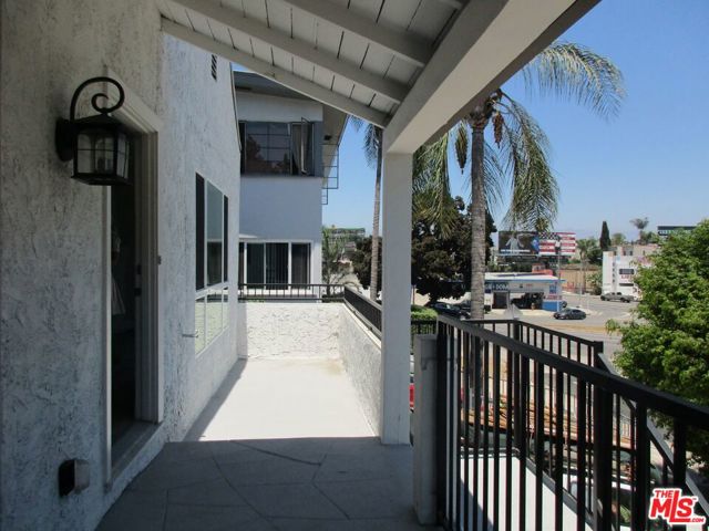 Image 3 for 1309 S Mansfield Ave, Los Angeles, CA 90019