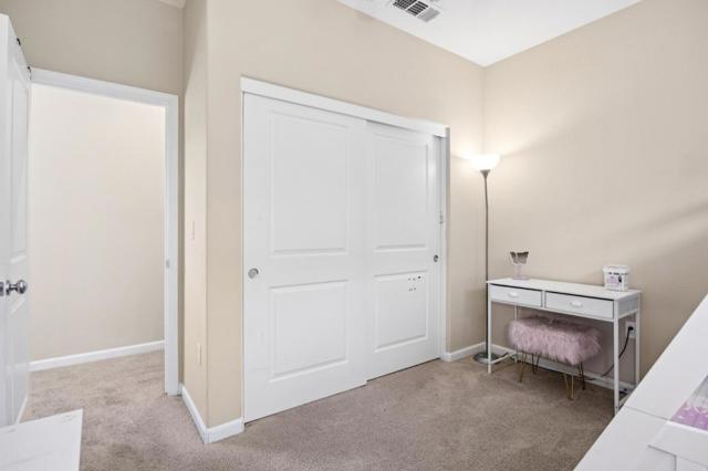 2521 Apricot Way, Gilroy CA: https://media.crmls.org/mediaz/4a002508-6e2a-4cd2-98c9-7ed63e3042ba.jpg