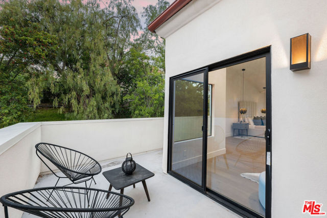 23458 W Moon Shadows Drive, Malibu CA: https://media.crmls.org/mediaz/4a007fe4-cbe3-4c6b-8db7-c56804dd6f8f.jpg