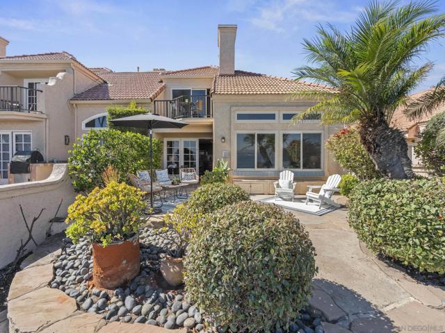 103 Tunapuna Ln, Coronado CA: https://media.crmls.org/mediaz/4a0223d1-abe5-4bed-824a-2e1c017fdb2a.jpg