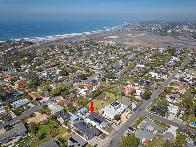 Image 33 of 34 For 537 Granados Avenue