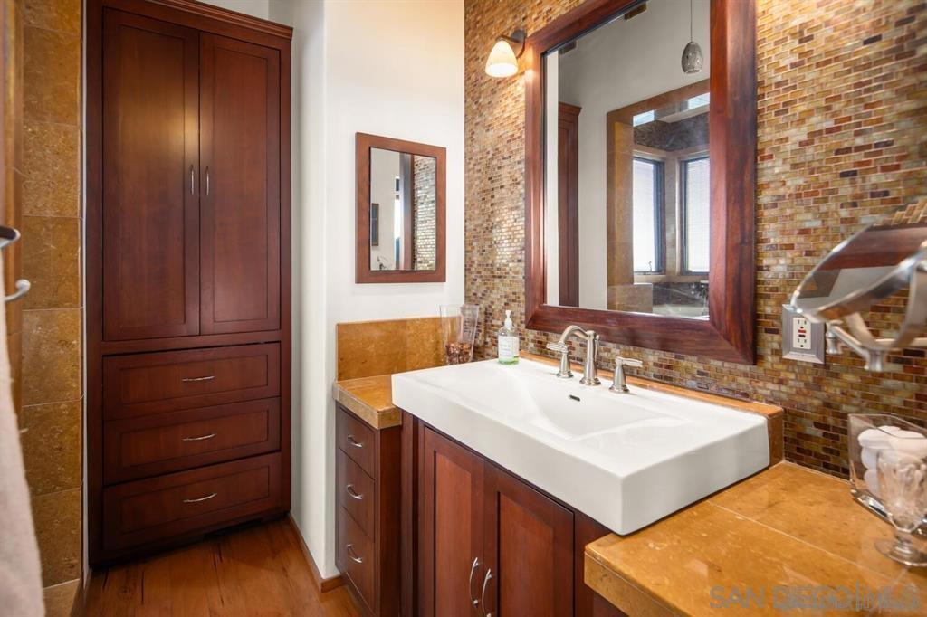 MLS #250043109SD image #25